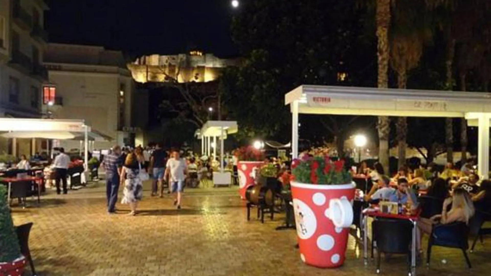 Malaga Centro Suites Apartment Plaza Merced